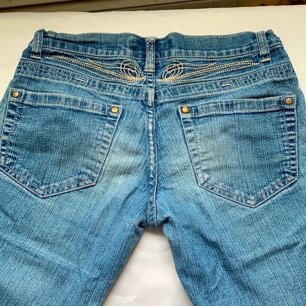 L9 Jeanswear Jeans sz 3 bootcut, medium-light denim, sparkle studded belt loop